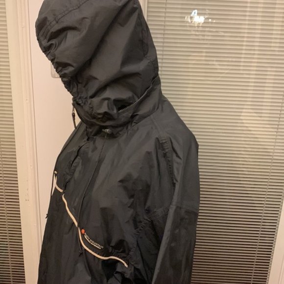 Misty mountain technical outerwear rain jacket - Picture 5 of 10